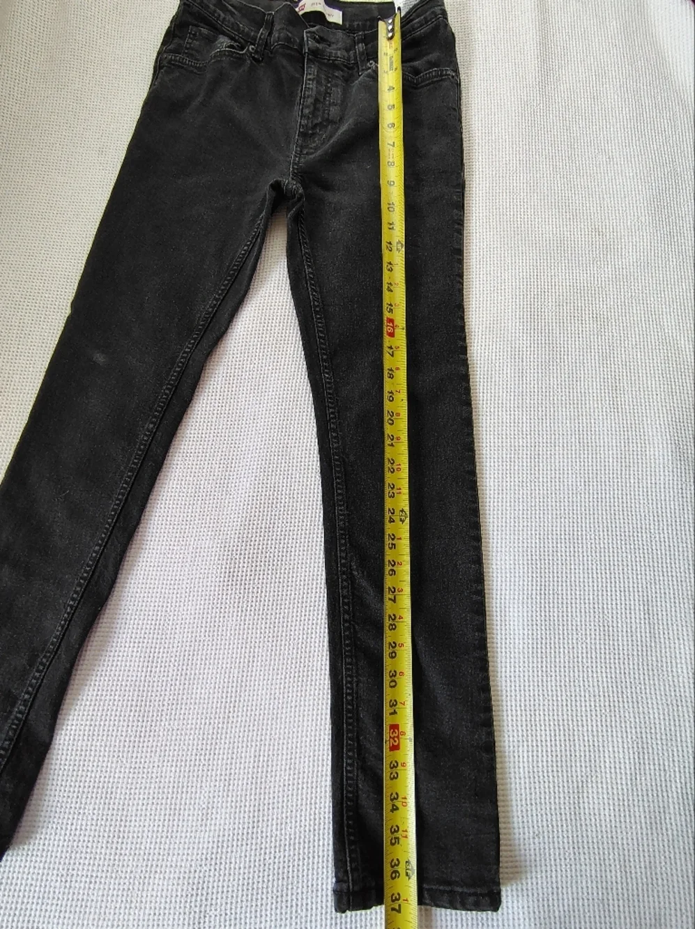 Levi's 510 Black Skinny Jeans Size 16 Reg / 28 X 30